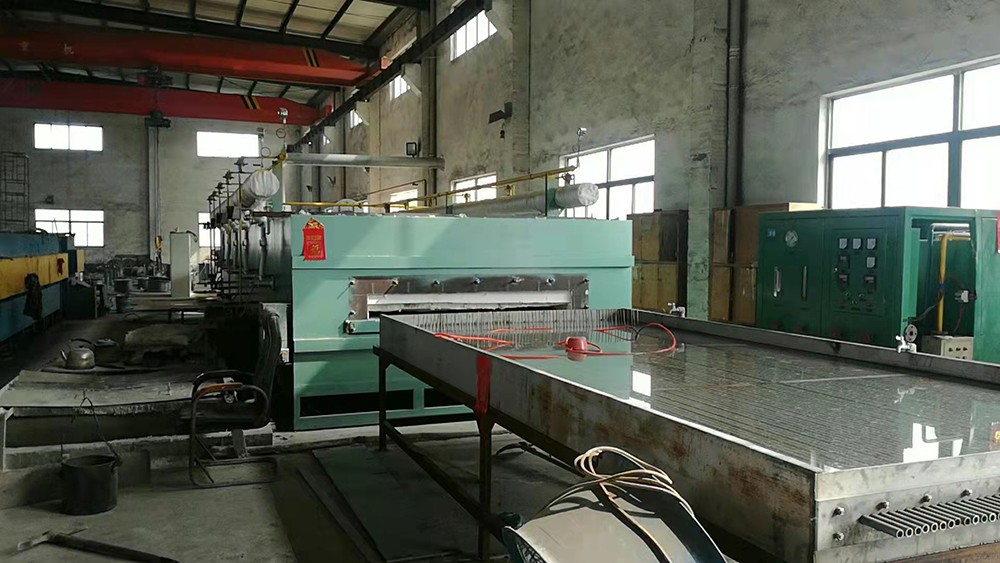 客户绿巨人免费下载观看